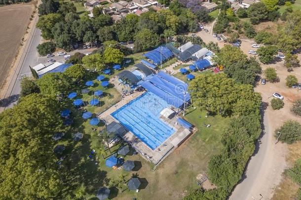 空气的看法关于一国家俱乐部和蓝色游泳水池