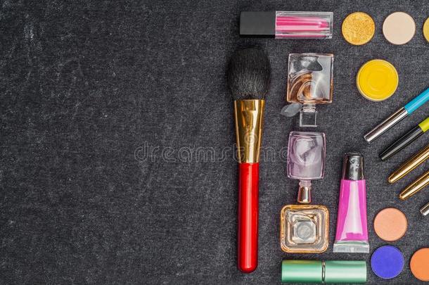放置关于化妆工具