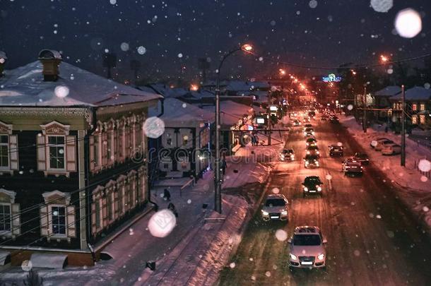 夜时间城市风光照片雪落下cablerelaystations电缆继电器站活动的