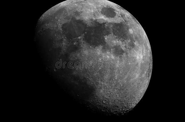 上蜡<strong>突起</strong>的月亮在78百分比illumin在ion