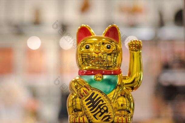 马内基三氯二苯脲,日本人运气好的猫,小雕像金色的猫带来好的