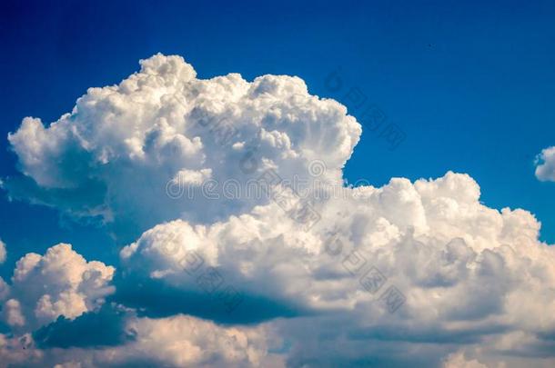 大气的自然的现象关于美丽的云采用指已提到的人天