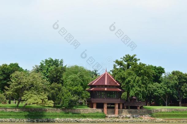 泰国或高棉的佛教寺或僧院茶泰国或高棉的佛教寺或僧院tanaram,古代的庙采用大城府,泰国