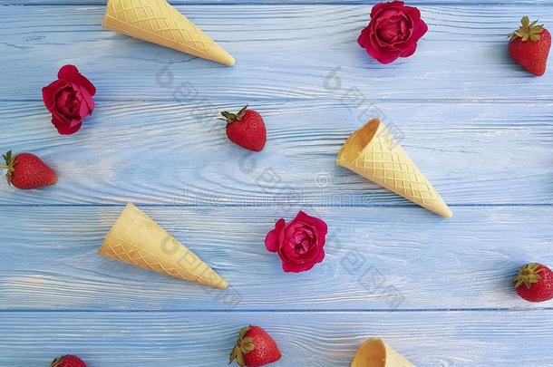 圆锥体wafflefor冰乳霜,草莓,提神模式克拉蒂