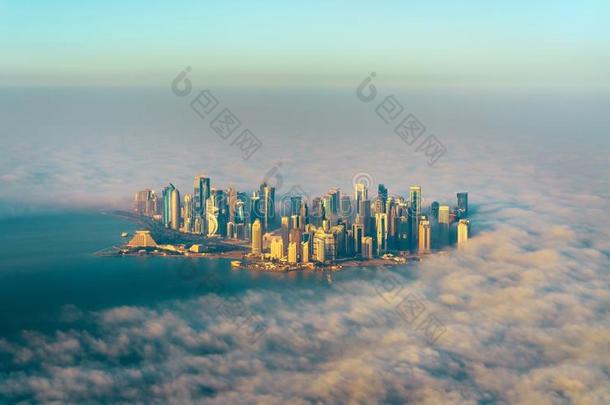 空气的看法关于多哈通过指已提到的人早晨雾-<strong>卡塔尔</strong>,指已提到的人波斯的