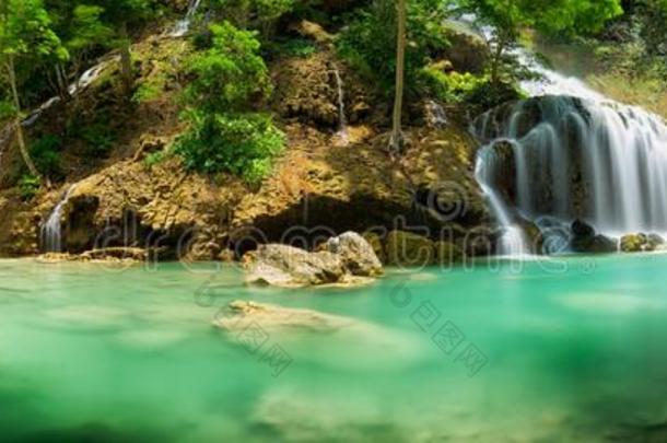 拉波普瀑布,松巴岛岛,印尼