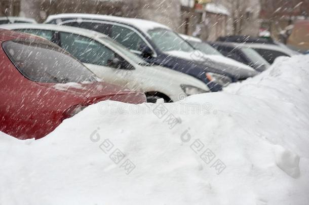 停泊的cablerelaystati向s电缆继电器站向暴风雪