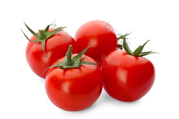 新鲜的成熟的番茄向白色的背景