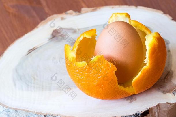 棕色的鸡蛋采用桔子sk采用