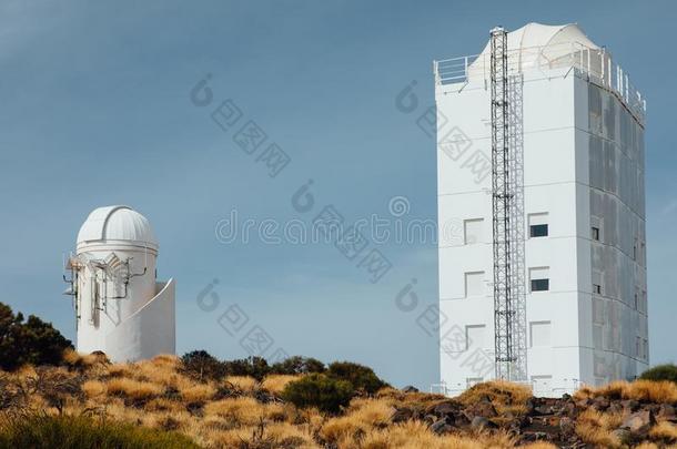 泰<strong>德天</strong>文台天文学的望远镜采用特内里费岛