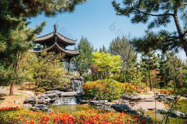 中国人传统的花园和亭