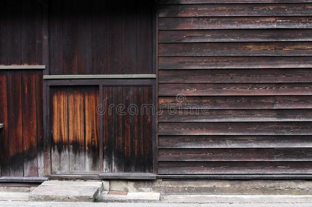 窗和指已提到的人模式关于木材大约Sanmachi,指已提到的人老的城市关于