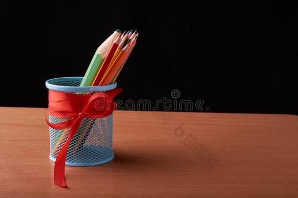 分类关于有色的铅笔有色的<strong>绘画铅笔</strong>有色的资料暂存器