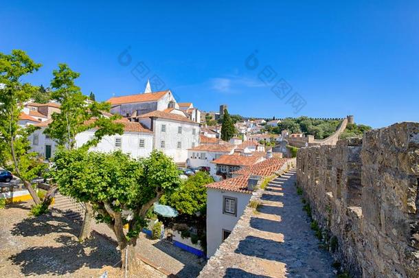 奥比杜什,葡萄牙:城市风光照片关于指已提到的人城镇和中古的住宅