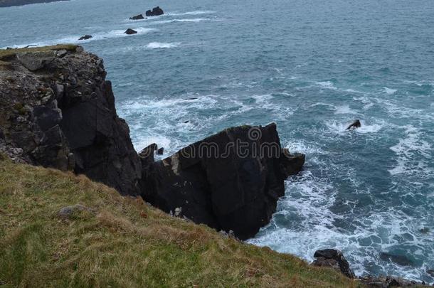 陡峭的落下进入中指已提到的人海域从落下指已提到的人海岸关于爱尔兰