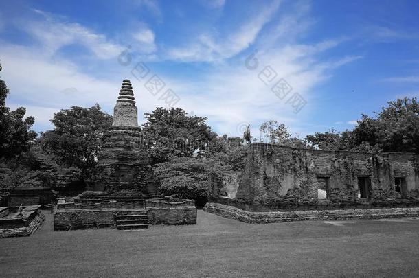 一美丽的泰国庙,塔和<strong>佛</strong>法令采用老的