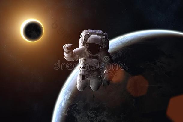 宇航员.太阳的食.月亮和地球