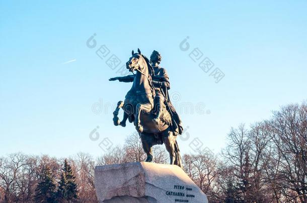 纪念碑向渐渐枯竭指已提到的人伟大的向在马背上的采用Sa采用t-渐渐枯竭sburg