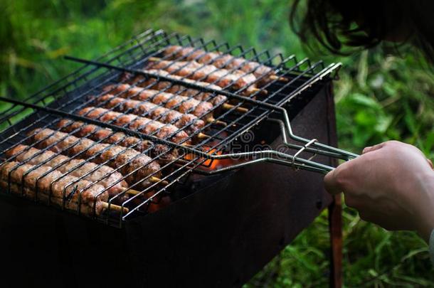 露丽娅烤腌<strong>羊肉串</strong>从肉是prep是d采用指已提到的人烧烤.希什河烤腌<strong>羊肉串</strong>采用