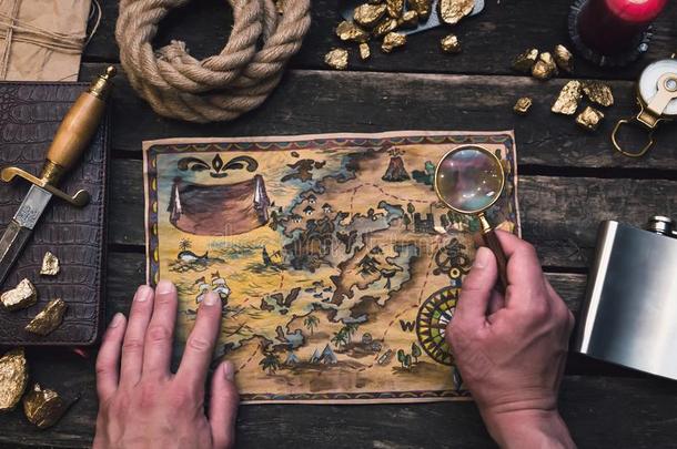 金银财宝地图采用探险家金银财宝猎人手.