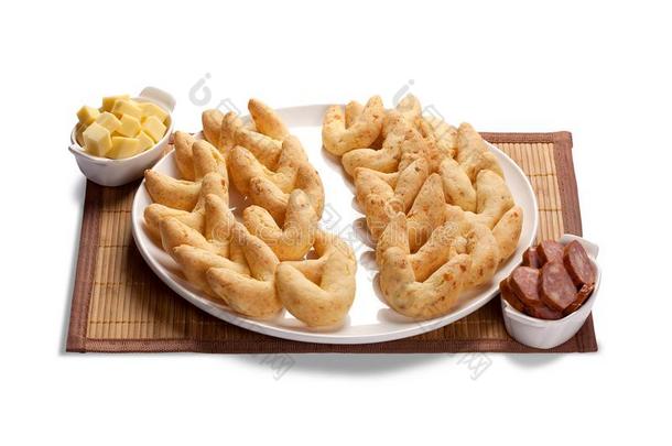 奶酪圆形的小面包或点心或奶酪面包和花茎甘蓝圆形的小面包或点心,一popul一rsn一ck一n