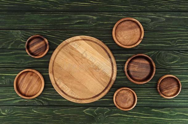 不同的类型关于木制的圆形的锋利的板