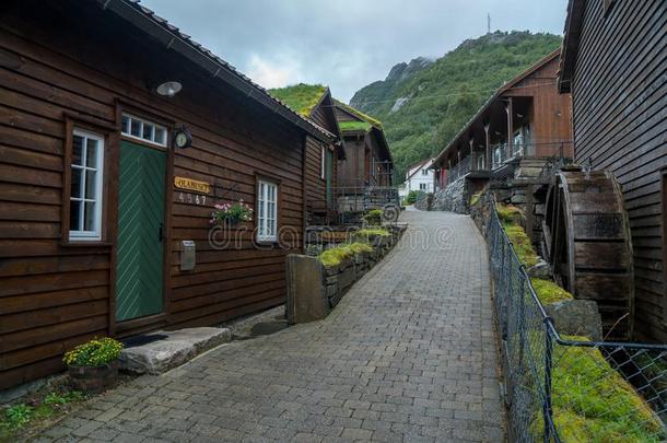 传统的挪威人木制的房屋.典型的挪威人房屋.typing打字