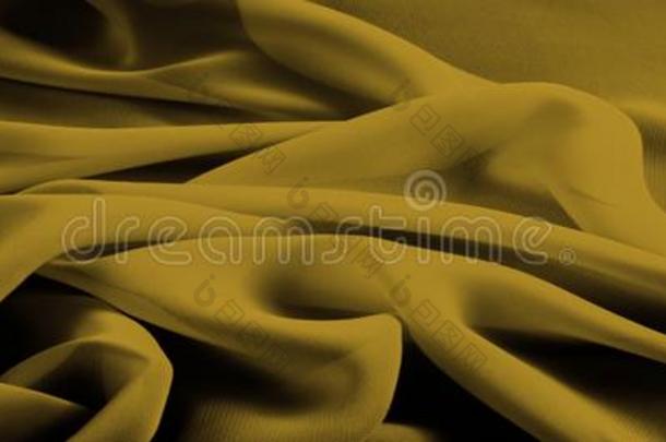 丝织物是（be的三单形式透明的,芥末,黄色的.枝形吊灯,光