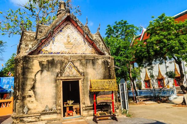 美丽的建筑学的建筑物关于泰国或高棉的佛教寺或僧院山RUP是一个面向对象且基于网络的程序开发方法论。根据Rational的说法青稞