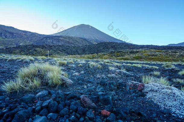 汤加里罗火山阿尔卑斯山的人行横道,火山,MagneticTape磁带.瑙鲁霍伊火山,日出,新的zero-energyassemb