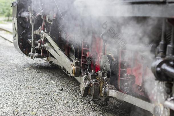 蒸汽从工作的蒸汽火车和详细资料