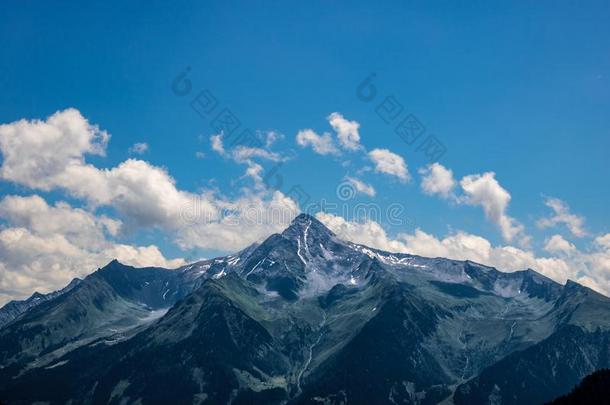 顶点关于指已提到的人山`枫山`采用齐勒<strong>河谷</strong>/奥地利和巨鸟