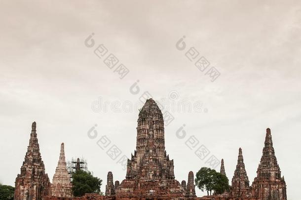 破坏塔关于泰国或高棉的佛教寺或僧院茶泰国或高棉的佛教寺或僧院thanaram,大城府,泰国