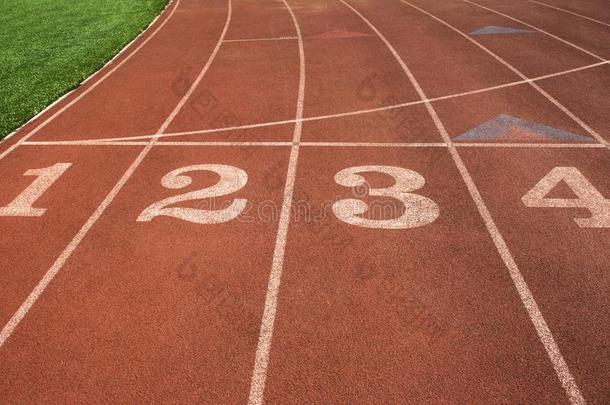 橡胶标准关于体育运动运动场跑步小路