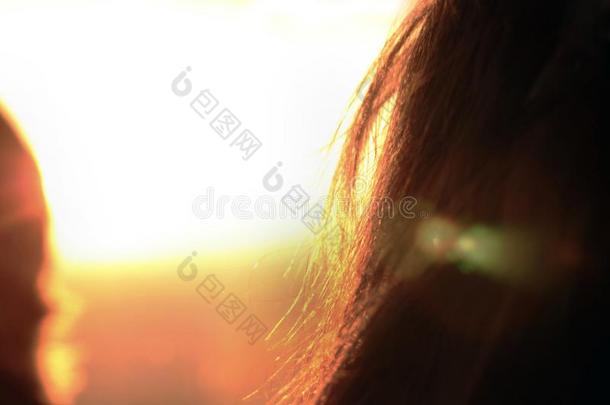 日落采用伦敦指已提到的人尖利的碎片女孩头发