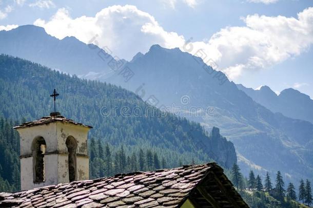 教堂采用一alp采用e山谷