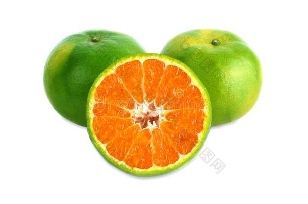 绿色的<strong>柑橘</strong>向白色的背景.