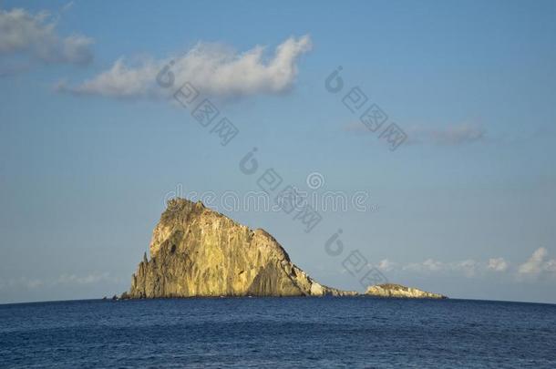 意大利西西里岛,风的岛,帕纳利亚看法关于指已提到的人岩石关于达蒂