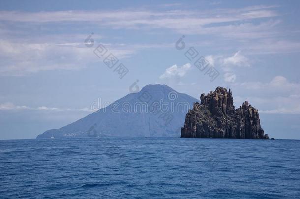 意大利西西里岛,风的岛,火山边缘<strong>之恋</strong>和菠菜。