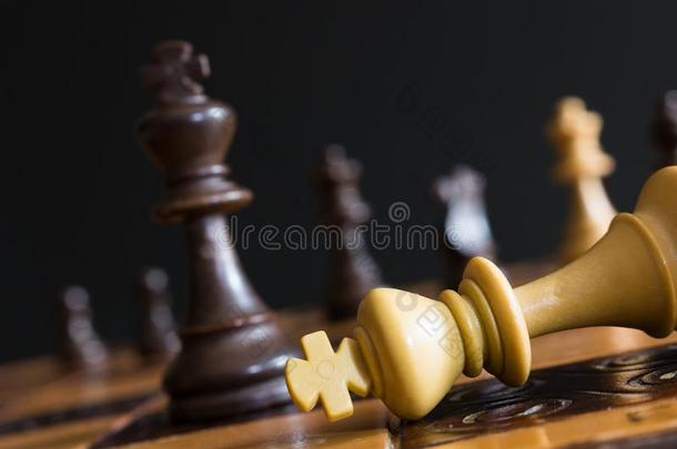 棋为<strong>拍照</strong>向一chessbo一rd