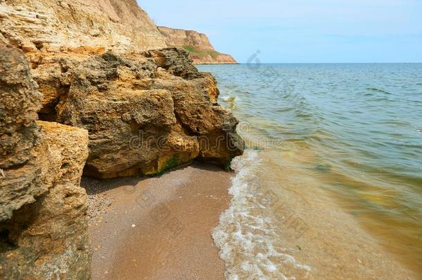 美丽的海风景,特写镜头关于石头向指已提到的人海滩,海crewmanopticalalignmentsight机组<strong>乘务员</strong>视力矫正