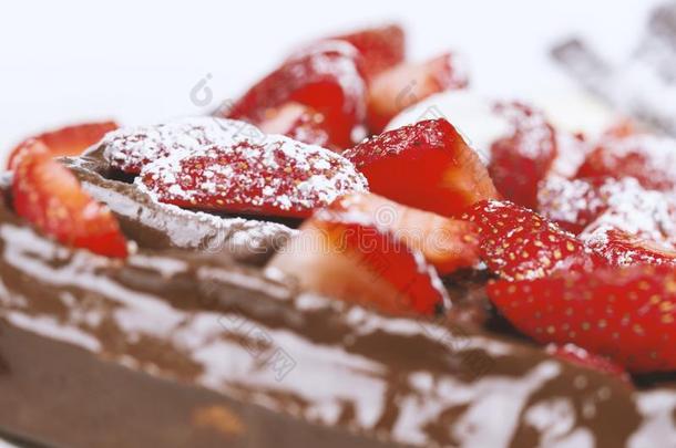 华夫饼和冰乳霜,黑暗的巧克力和草莓