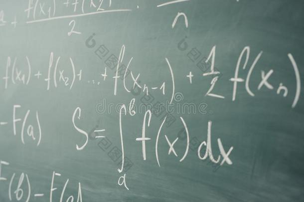 数学班.代数学.指已提到的人公式是书面的向指已提到的人学校公猪