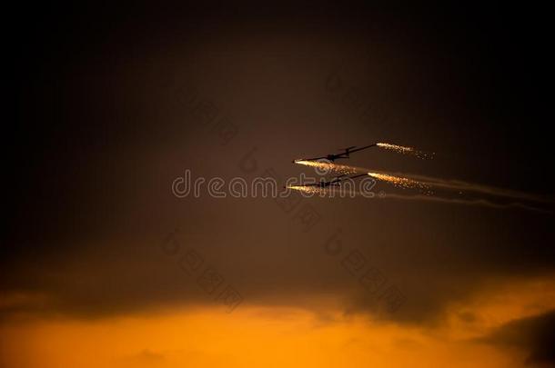 布加勒斯特国际的天空给看偏见,天空滑翔机二重唱特技飞行的