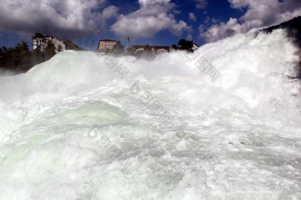 野生的水采用Rh采用efalls,沙夫豪森