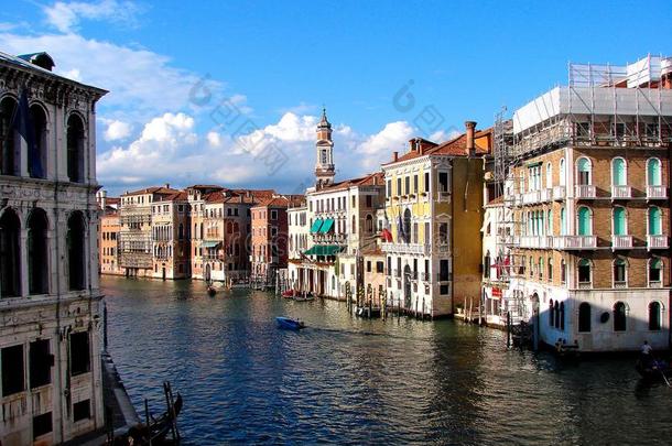 威尼斯建筑学宏大的运河宏大的运河狭长小船