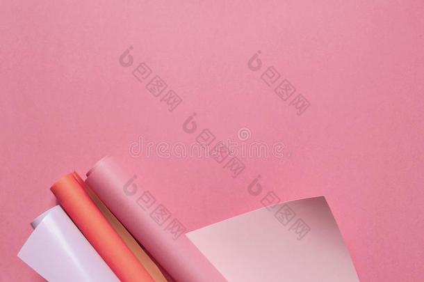 粉红色的节日的背景和包装材料纸名册