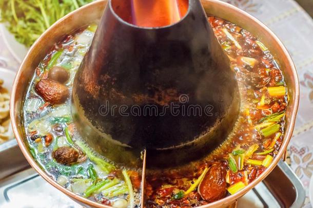 中国人传统的热的罐