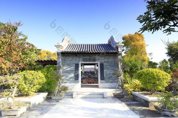 主要的入口关于中国人古典的房屋,<strong>风干</strong>土坯三原色红绿兰彩色值