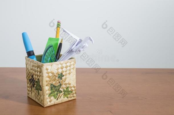 文具乘积和一折纸手工鹦鹉采用一盒
